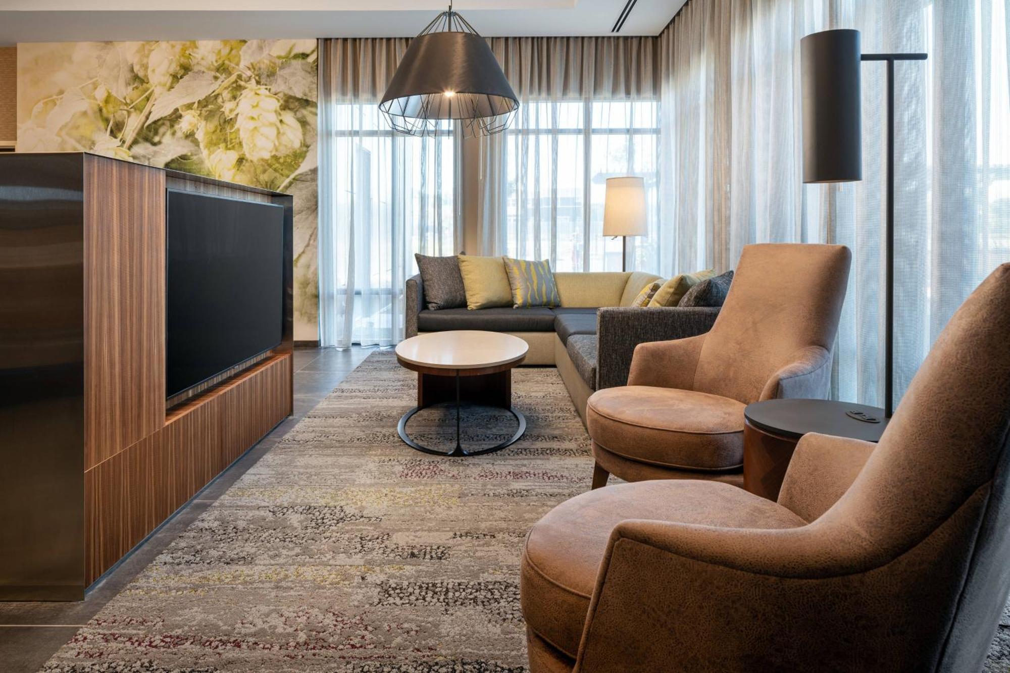 Courtyard By Marriott Petaluma Sonoma County Hotell Exteriör bild