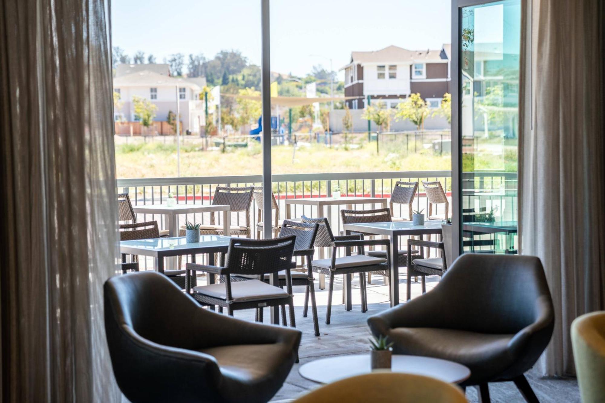 Courtyard By Marriott Petaluma Sonoma County Hotell Exteriör bild